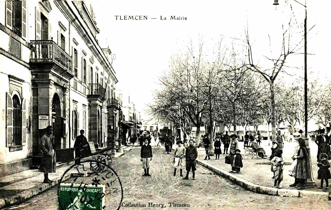 735- Tlemcen - La Mairie.jpg